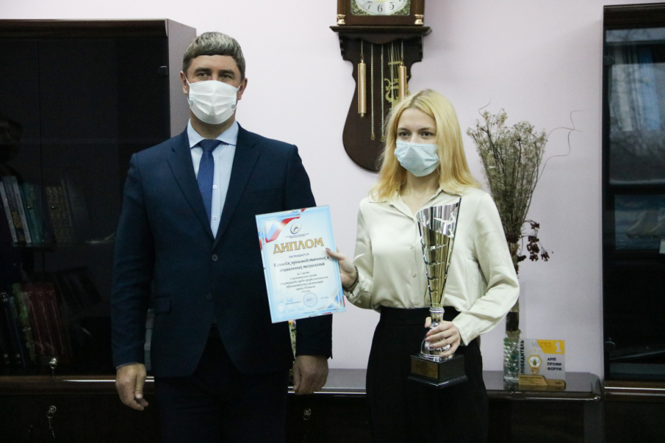 В Тюмени вручили награды самым спортивным ссузам